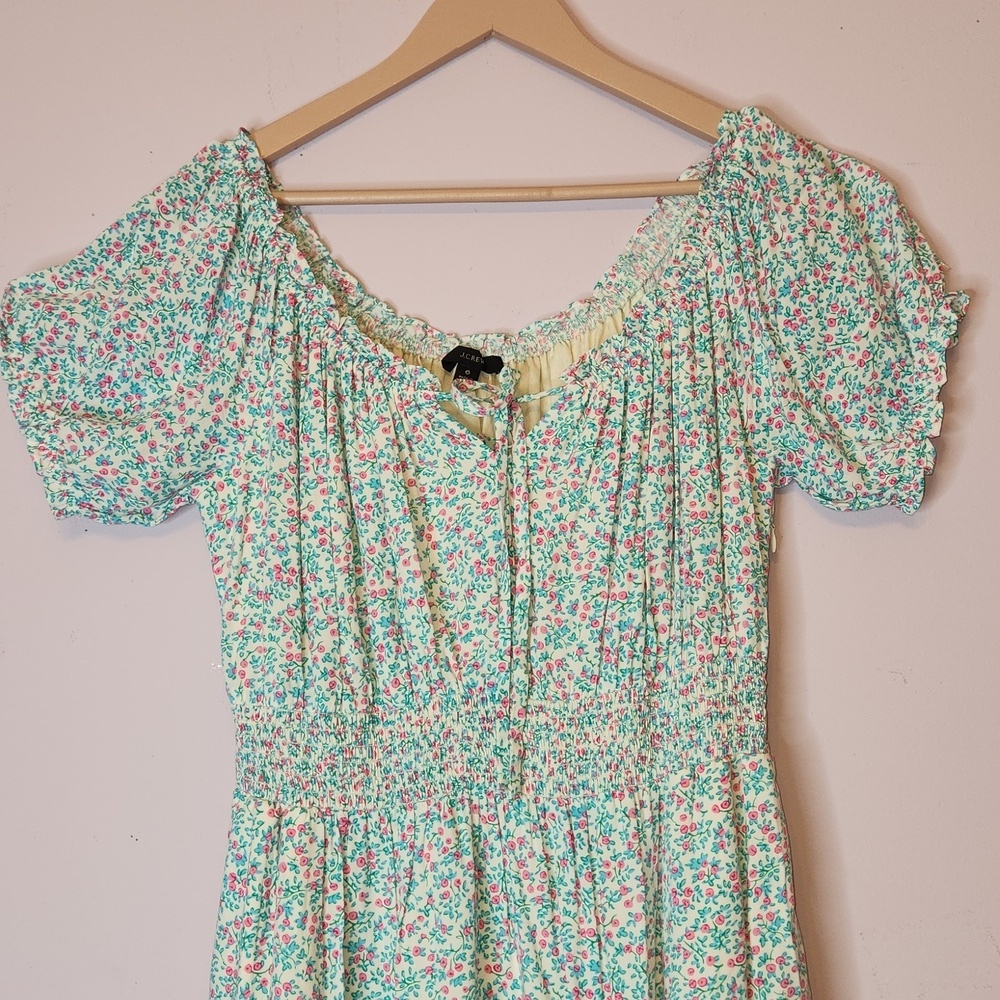 J. CREW Puff Sleeve Ditsy Tiered Midi Ruffle Floral Dress, size 6 - Picture 2 of 14